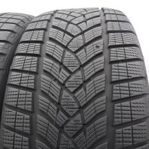 4. 255 40 21 2x GOODYEAR 255/40 R21 102T XL UltraGrip Performance + SUV Winterreifen 2024 WIE NEU 7,2mm