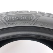 3. 255 40 21 1x GOODYEAR 255/40 R21 102T XL UltraGrip Performance+SUV Winterreifen 2024 7,8mm WIE NEU