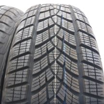 3. 215 65 17 2x GOODYEAR 215/65 R17 99V UltraGrip Performance Suv Gen1 Winterreifen 2020 VOLL 