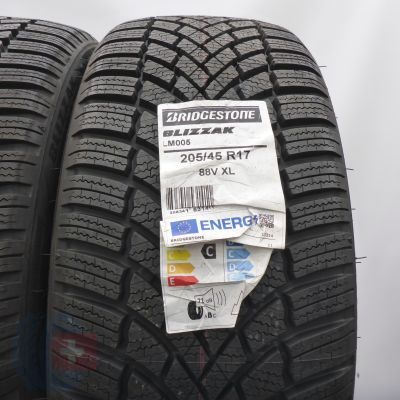 2. 205 45 17 2x BRIDGESTONE 205/45 R17 88V XL Blizzak LM005 Winterreifen 2022 Ungebraucht  