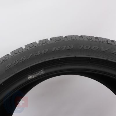5.  255/40 R19 1x PIRELLi 100V XL Sottozero Winter 240 Serie II BMW Winterreifen 2022 8,8mm