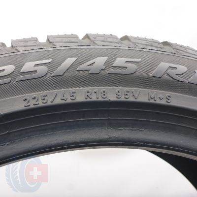 5. 225 45 18 2x PIRELLI 225/45 R18 95V XL Sottozero 3 Winter Winterreifen 2018, 2021 5,7-6mm