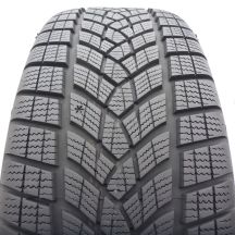 225 55 18 1x GOODYEAR 225/55 R18 102V XL UltraGrip Performance + SUV Winterreifen 2024 8,2mm