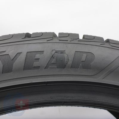 6. 255 40 21 2x GOODYEAR 255/40 R21102T UltraGrip Performance+ SUV Winterreifen 2024 7-6,8mm