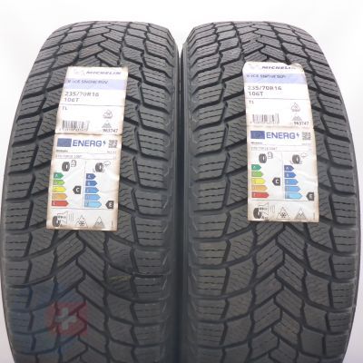 5. 235 70 16 4x MICHELIN 235/70 R16 106T X-Ice Snow SUV Winterreifen 2023 WIE NEU VOLL 5. 235 70 16 4x MICHELIN 235/70 R16 106T X-Ice Snow SUV Winterreifen 2023 WIE NEU VOLL
