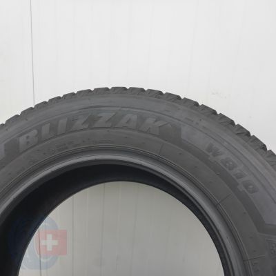 9. 225 65 16C 2x BRIDGESTONE 225/65 R16C 112/110R Blizzak W810 Winterreifen 2020 9-9,8mm
