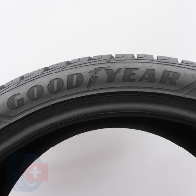 2. 255 40 21 1x GOODYEAR 255/40 R21 102T XL UltraGrip Performance+SUV Winterreifen 2024 7,8mm WIE NEU