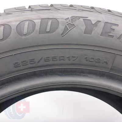 5. 225 65 17 2x GOODYEAR 225/65 R17 102H UltraGrip Performance + SUV Winterreifen 2024 6,5-7mm