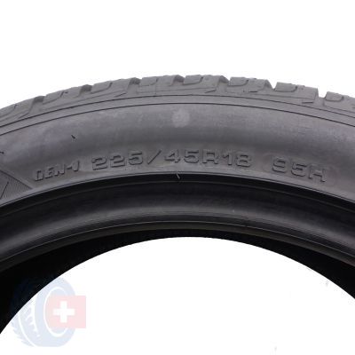 5. 225 45 18 2x GOODYEAR 225/45 R18 95H Ultra Grip Performance Gen-1 M0 2021 Winterreifen 7-7,5mm