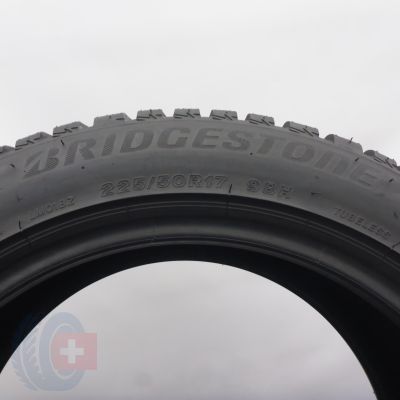 4. 225 50 R17 2x BRIDGESTONE 225/50 R17 98H XL Blizzak LM 001 Winterreifen 2016 7,8-8,2mm