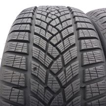 2. 225 50 17 2x GOODYEAR 225/50 R17 98H XL UltraGrip Performance + Winterreifen 2021 WIE NEU  9mm