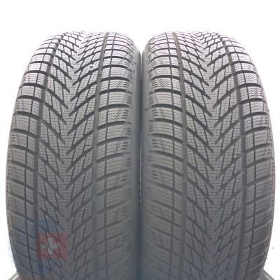3. 215 55 17 4x GOODYEAR 215/55 R17 98V XL UltraGrip Performance 3 Winterreifen 2024 8-7,2mm