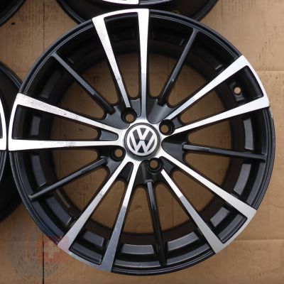 3. Alufelgen 17 VW 4x100 7J Et42 Vento Golf III