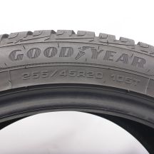 4. 255 45 20 2x GOODYEAR 255/45 R20 105T XL UltraGrip Performance+ Winterreifen 2024 9-8,2mm105T XL UltraGrip Performance+ 2024 9-8,2mm
