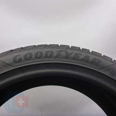 4. 255 40 21 2x GOODYEAR 255/40 R21102T UltraGrip Performance+ SUV Winterreifen 2024 7-6,8mm