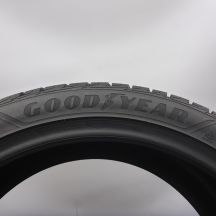 4. 255 40 21 2x GOODYEAR 255/40 R21102T UltraGrip Performance+ SUV Winterreifen 2024 7-6,8mm