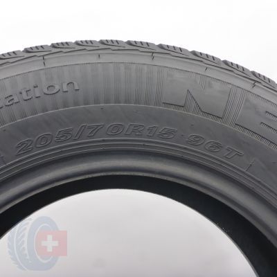 8.  205 70 R15 2x NEXEN 96T WinGuard SUV Winterreifen 2020 7,2mm