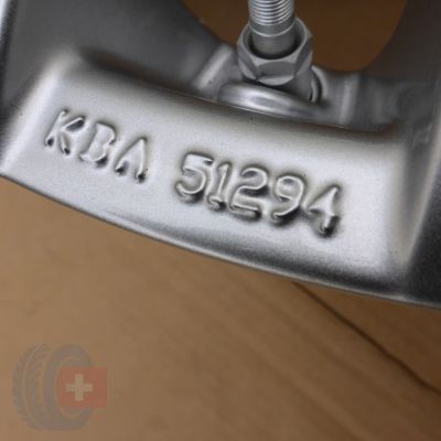 6. Alufelgen 17 MERCEDES 5x112 6,5J Et44 OXXO A-Klasse B-Klasse CLA GLA + Sensoren
