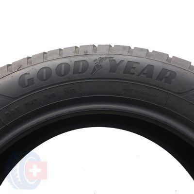 5. 235 55 19 4x GOODYEAR 235/55 R19 105T XL UltraGrip Performance+ Winterreifen 2022/23 7-7,2mm 