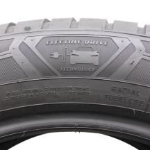 6. 255 50 19 2x GOODYEAR 255/50 R19 107T XL UltraGrip Performance+ Winterreifen 2022 6,8-7mm