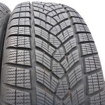 2. 235 60 18 4x GOODYEAR 235/60 R18 107H XL UltraGrip Performance+ Suv Winterreifen 2024 8,8 i 8,5 mi 8,2mm