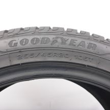 4. 255 45 20 2x GOODYEAR 255/45 R20 105T XL UltraGrip Performance+ Winterreifen 2023/24 8-7,5mm 