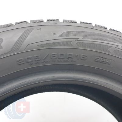 4. 205 60 16 2x GOODYEAR 205/60 R16 92H UltraGrip Performance 3 Winterreifen 2024 6,8-7mm