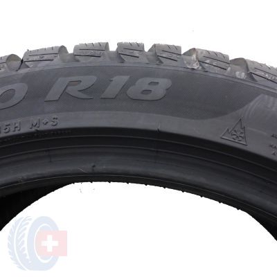 8. 2 x PIRELLI 255/40 R18 95H Sottozero 3 Winter AR RUN FLAT Winter Tyres 2019 WIE NEU VOLL