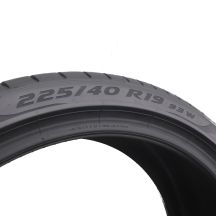 4. 2 x PIRELLI 225/40 R19 93W XL P Zero M0 Sommerreifen 2019  6mm