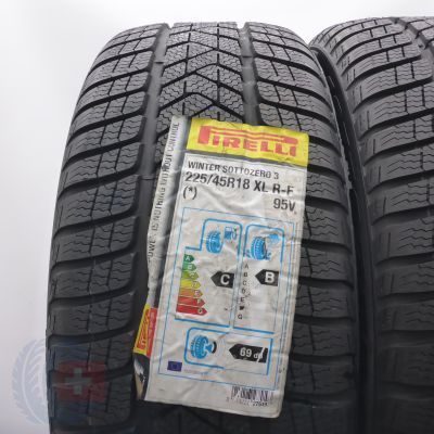 2. 225 45 18 2x PIRELLI 225/45 R18 95V XL Winter Sottozero 3 RFT BMW Winterreifen 2020  Ungebraucht  