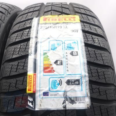 3.  225 45 19 2x PIRELLI 225/45 R19 96V XL Winter Sottozero 3 96V Winterreifen 2016 Ungebraucht  