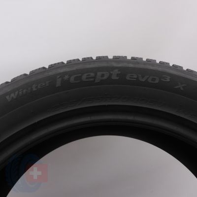 8. 235 55 20 2x HANKOOK 235/55 R20 105V XL Winter I Cept evo3x W330A Winterreifen 2023 WIE NEU 7,8mm 8. 235 55 20 2x HANKOOK 235/55 R20 105V XL Winter I Cept evo3x W330A Winterreifen 2023 WIE NEU 7,8mm