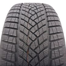 225 40 18 1x GOODYEAR 225/40 R18 92V XL UltraGrip Performance + Winterreifen 2022 9,5mm 