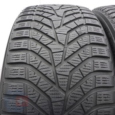 3. 245 40 21 2x YOKOHAMA 245/40 R21 100V XL BluEarth V905 Winterreifen 2018 6,8-7mm