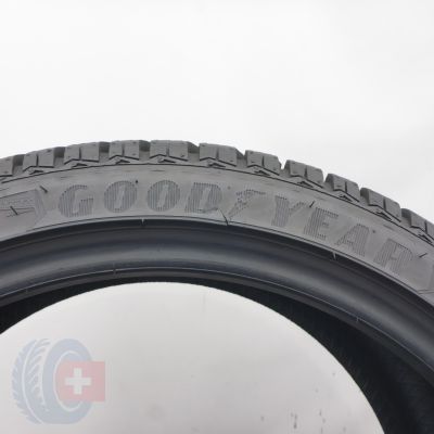 4. 225 40 18 2x GOODYEAR 225/40 R18 92V XL UltraGrip Performance 8 M0 Winterreifen 2024 8,2mm 