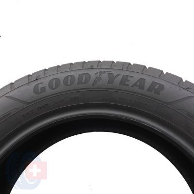 4. 235 55 19 4x GOODYEAR 235/55 R19 105T XL UltraGrip Performance+ Winterreifen 2022 i 2023 7,2-8mm