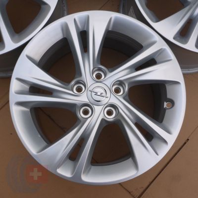 5. 4 x Alufelgen 16 OPEL 5x108 7J ET44 GM Astra Grandland X