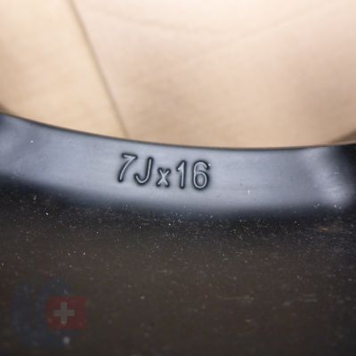 9. 4 x Alufelgen 16 LAND ROVER HONDA 5x165,1 7J Et33 Italy