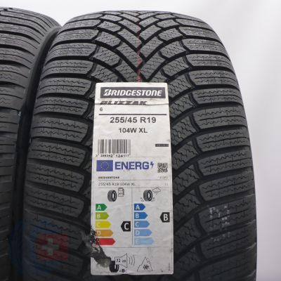 2.  255 45 19 2x BRIDGESTONE 255/45 R19 104W XL Blizzak 6 Winterreifen 2024 VOLL WIE NEU 