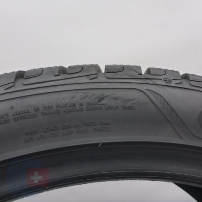 8. 255 40 21 2x DUNLOP 255/40 R21 102T XL UltraGrip Performance + SUV Winterreifen 2024 7mm